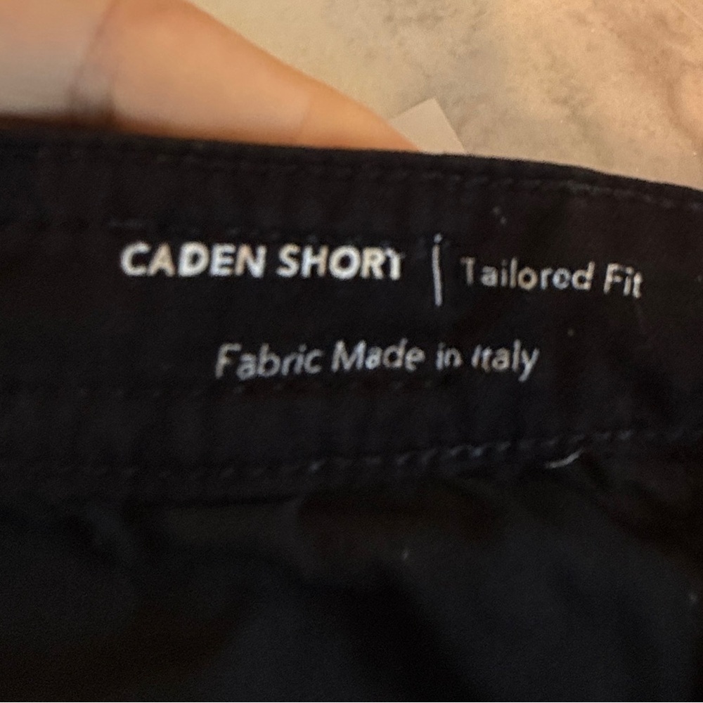 NWOT AG Jeans Womens Caden High Rise Tailored Trouser Short - Picture 6 of 6